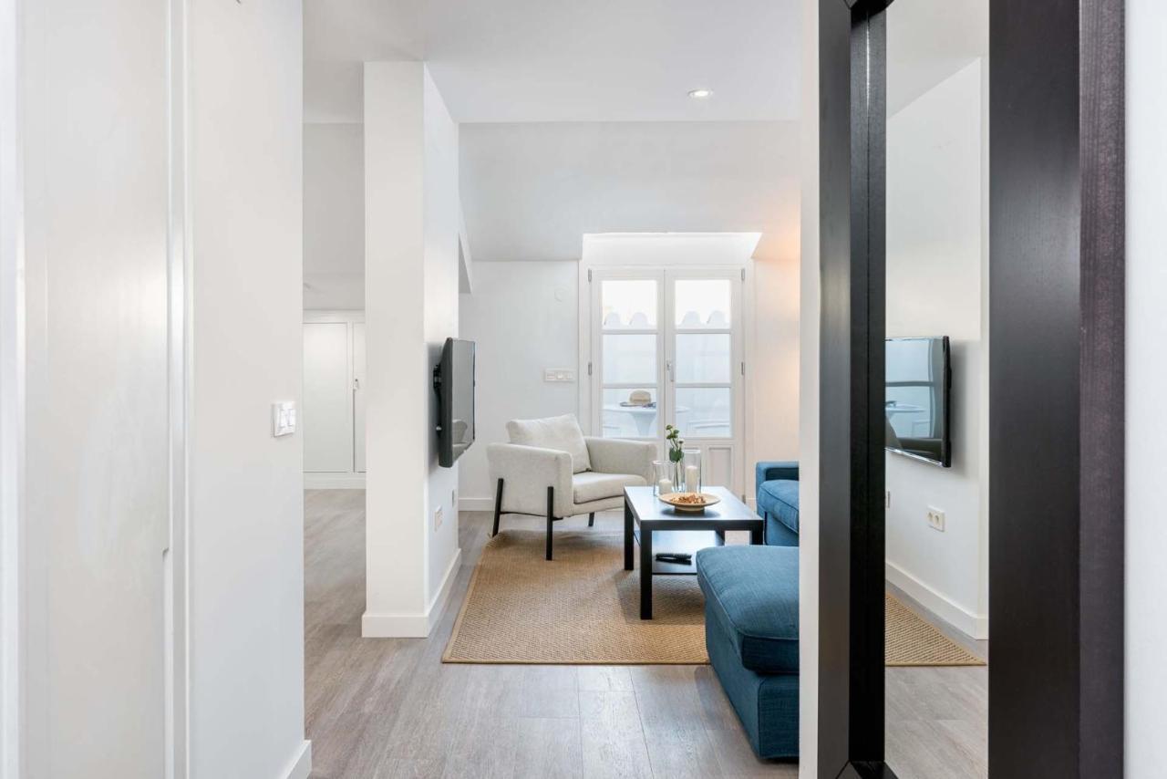 Merced Suites In Malaga By Solaga Holiday Homes Exterior foto