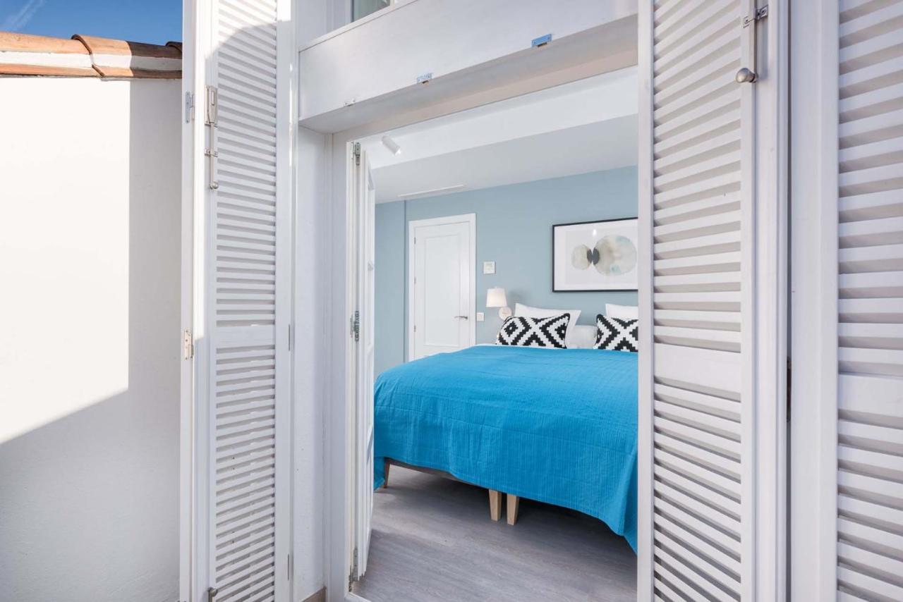 Merced Suites In Malaga By Solaga Holiday Homes Exterior foto